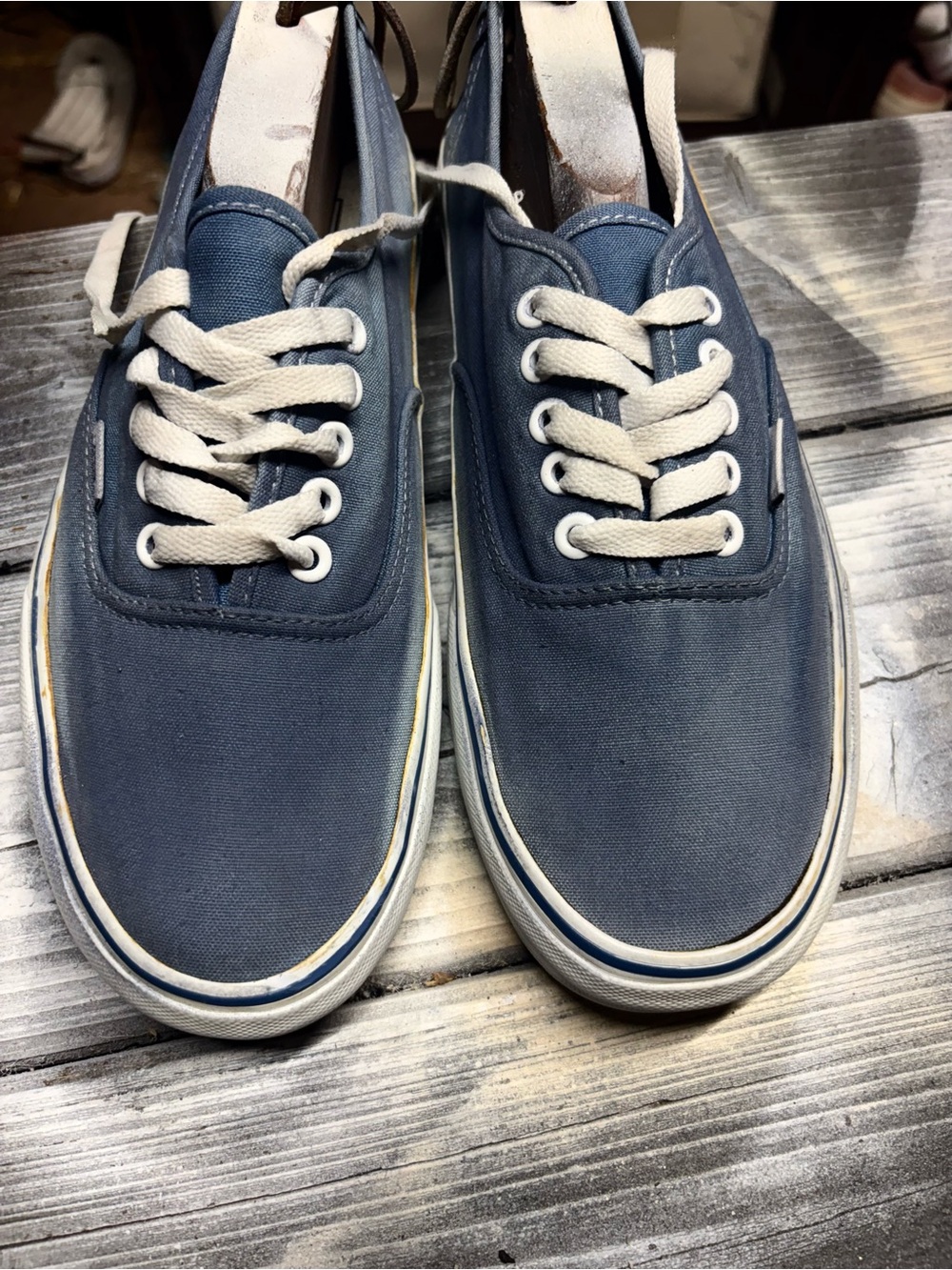 Navy blue Vans sneakers #skateboarding #classic Mens 9 womens 10.5